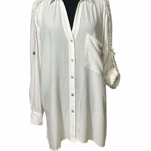 Zara White Blouse with Fringe Sleeve Size Med